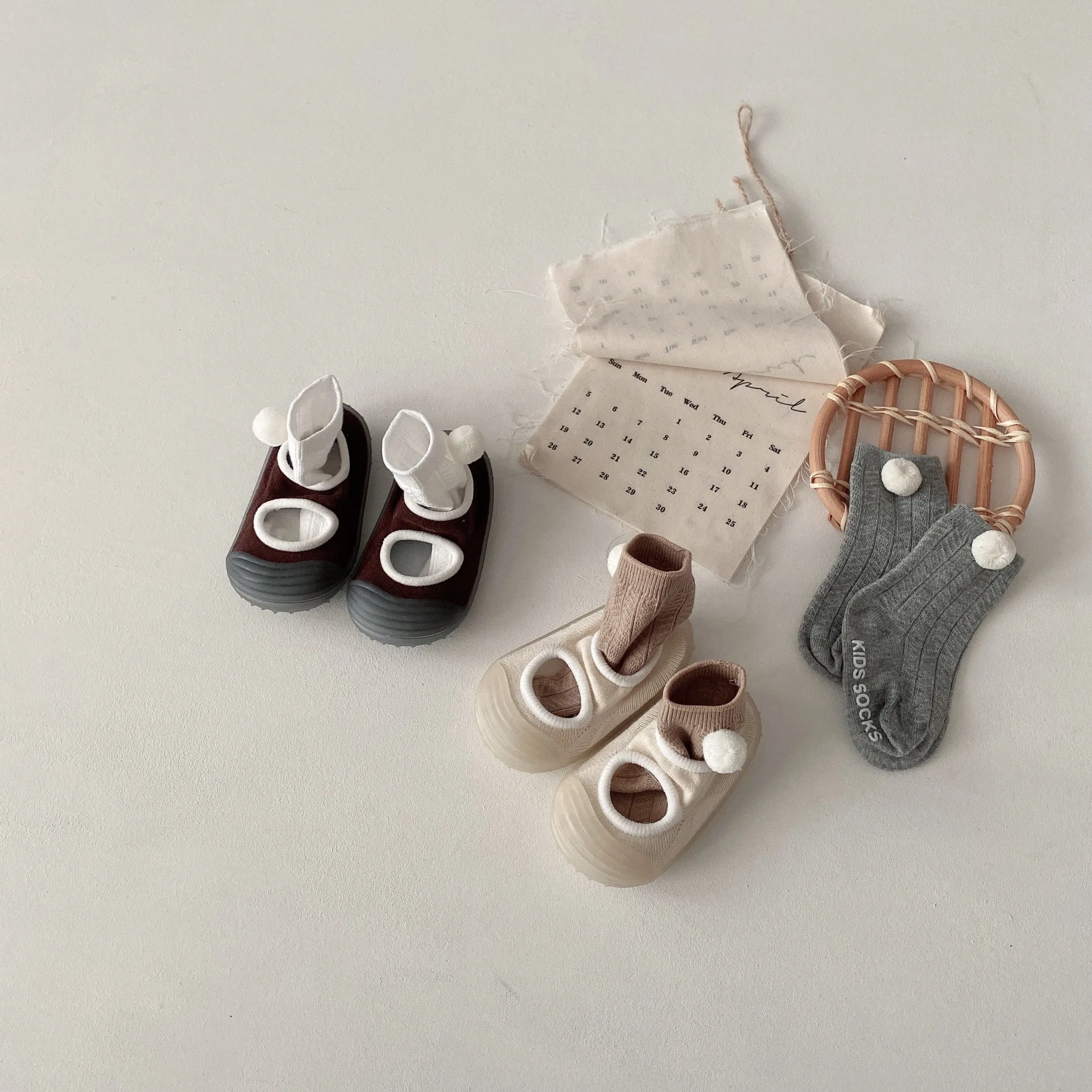 

7315 Toddler Baby Socks 2021 New Small Ball Knitted Socks 0-2T Newborn Baby Socks For Boys Girls Socks Lot