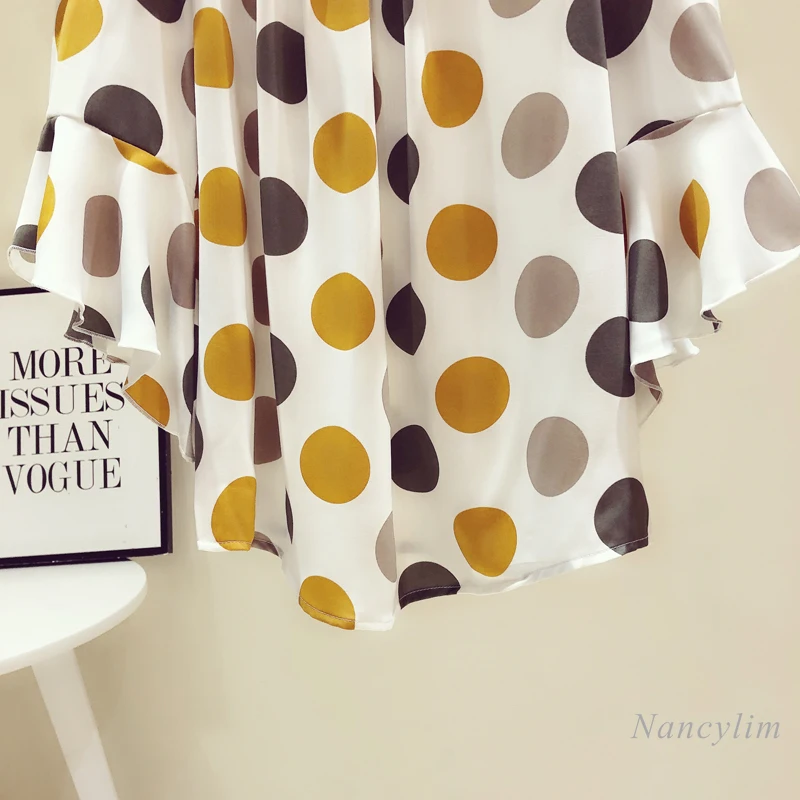 Chemisier en mousseline de soie pour femmes, épaules dénudées, à pois, manches évasées, à volants, à la mode, coupe ample, nouvelle collection été 2021