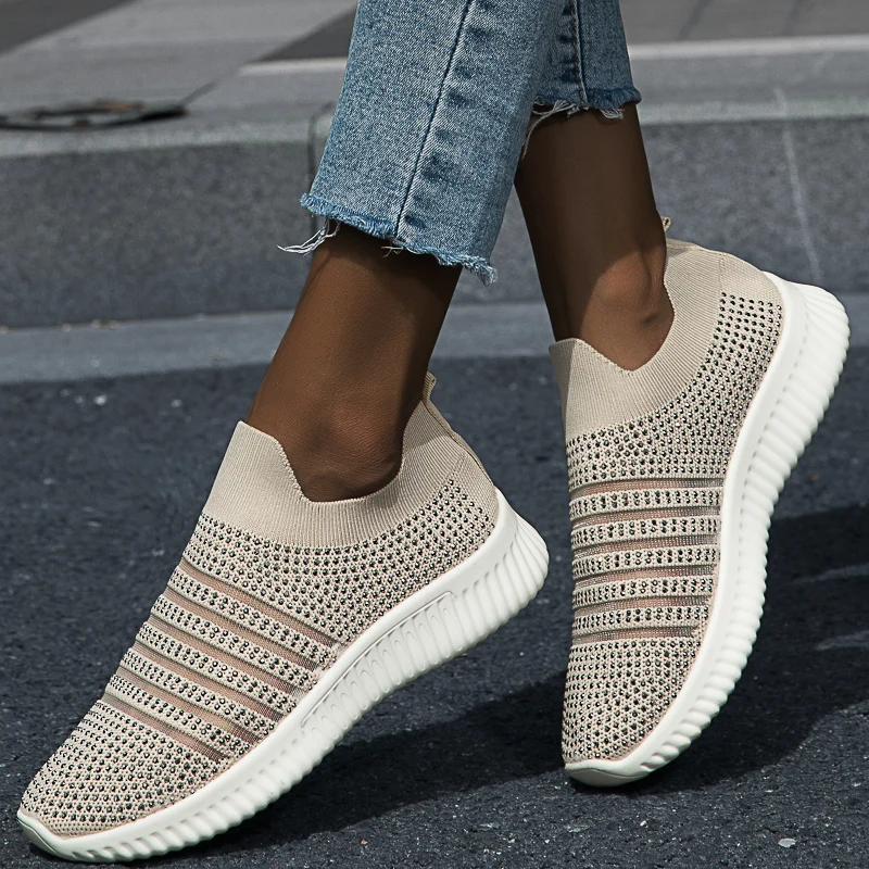 

Women Sneakers Breath Fashion Rhinestone Shoes Light Sport Shoes Womens Casual Sock Shoes Ladies Vulcanized Shoes Flat Footwear