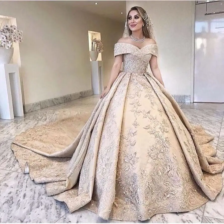 

Modest Champagne Wedding Dresses 2021 Off the Shoulder Applique Royal Bridal Gowns Chapel Train Ball Gown vestido de novia