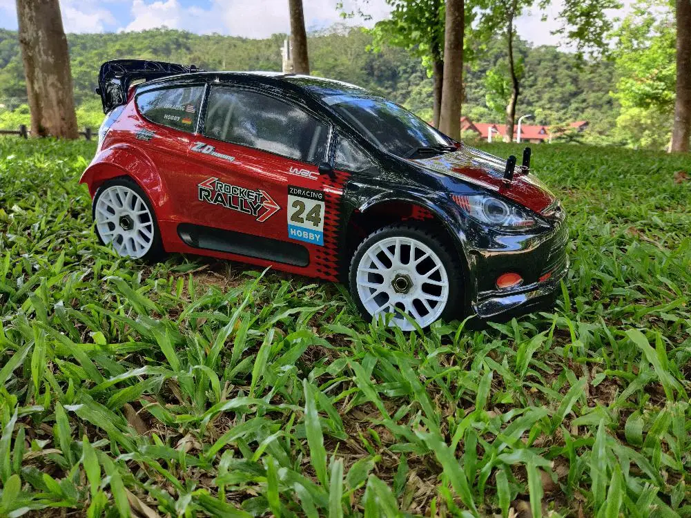 

1:8 4WD RC Car Updated Version 2.4G Radio Control RC Car Toys 80km/H ZD Racing Trucks Off-Road Trucks Toys for Children