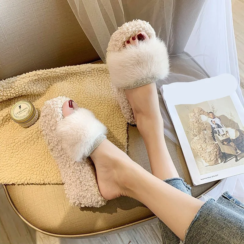 

Med House Slippers Platform Glitter Slides Women Luxury Shoes Pantofle Winter Footwear On A Wedge Flock Fur Flip Flops Jelly