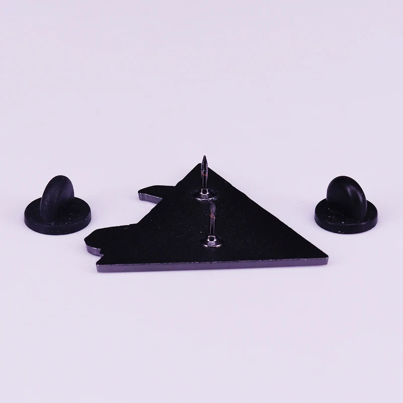 Вернитесь в будущее эмалированная булавка Delorean пропитывайте свои потребности