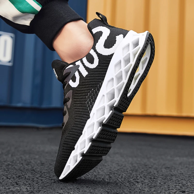 Мужские спортивные кроссовки для бега из дышащей сетки на шнуровке размеры 39 44