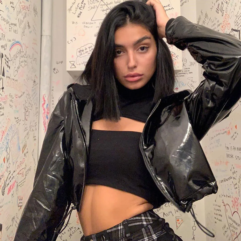 Короткая куртка из лакированной кожи в стиле панк рок женское повседневное