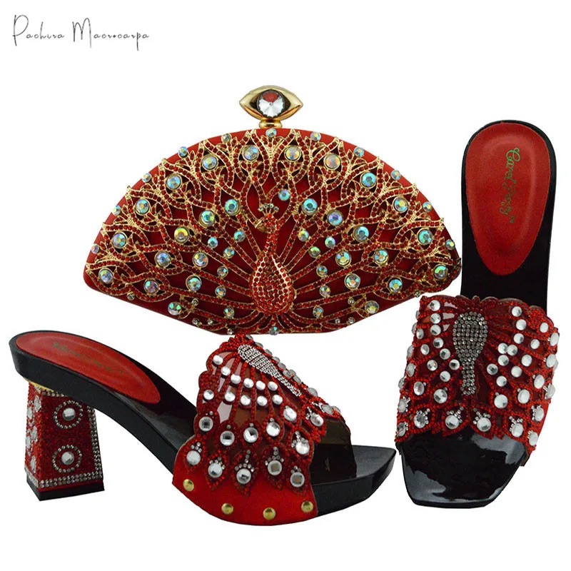 African Lastest Italian Design Nigerian Special Peacock Crystal Decoration Red Color Ladies Shoes and Bag Set for Party Wedding