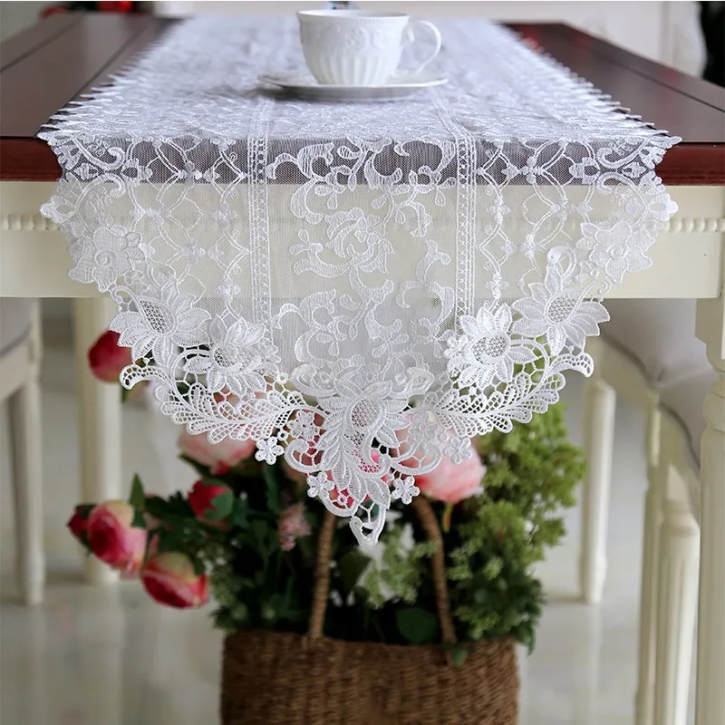 

Hot European table runner luxury lace tablecloth wedding decoration elegant pendant piano cover romantic embroidery table covers