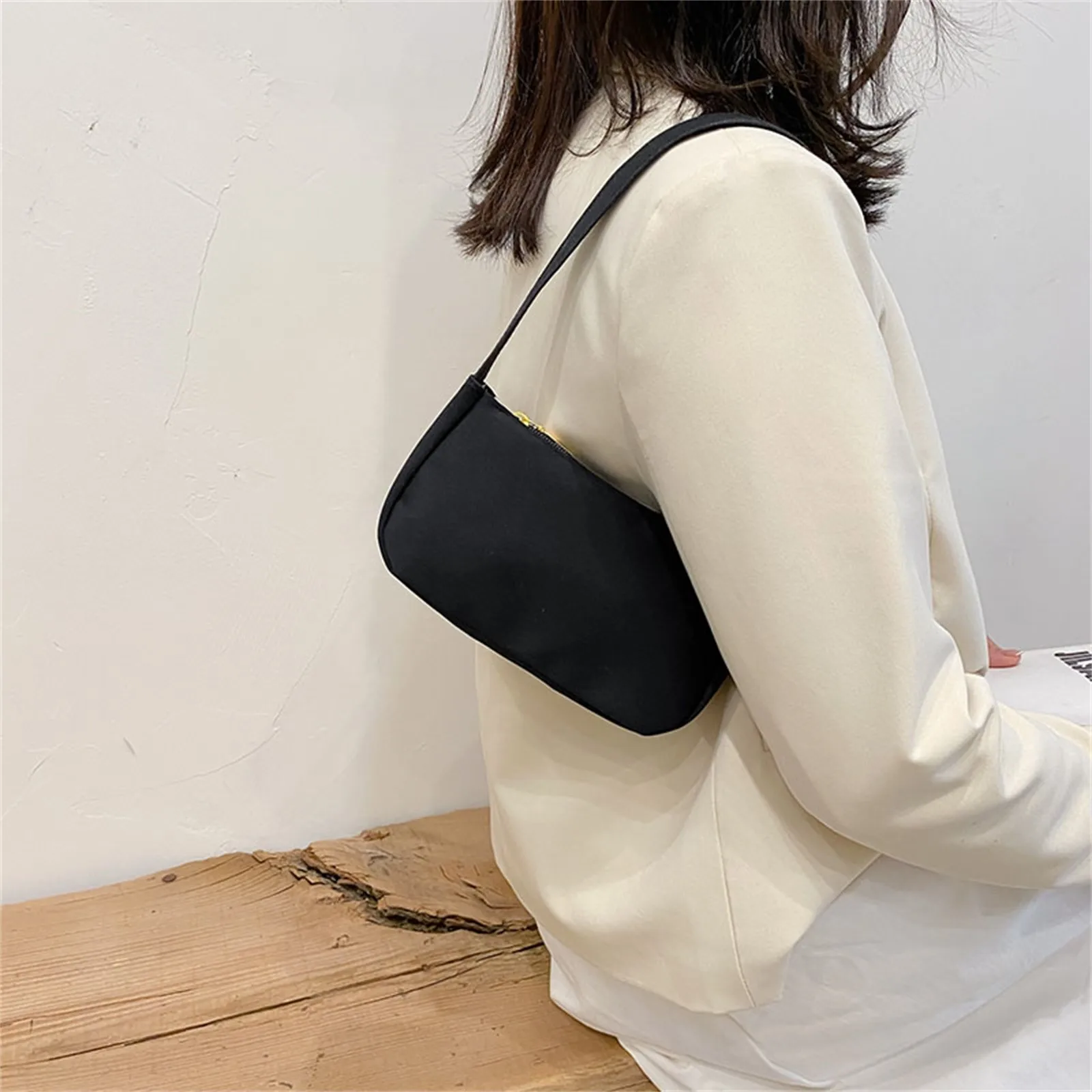 

New Trendy Lady Bag Solid Underarm Bag Retro French Stick Bags Single Shoulder Hand Mirror Bright Nylon Cloth Women's Bag