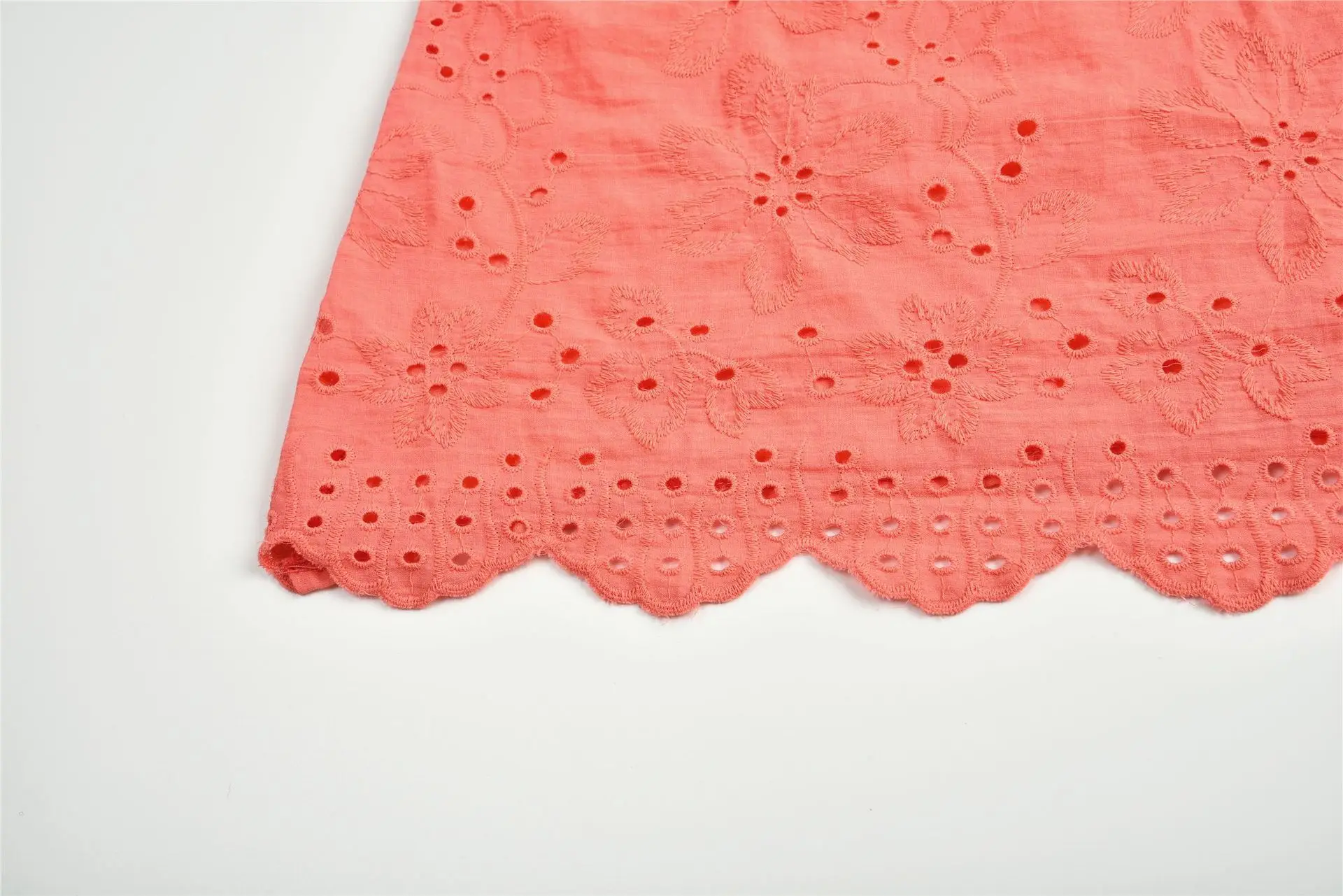 Новинка лета 2019 Женская Однотонная рубашка с коротким рукавом модная ажурная