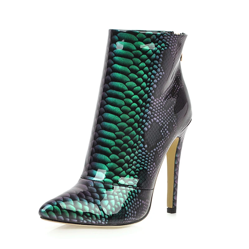 Женские ботинки на шпильках с текстурой змеиной кожи | Обувь