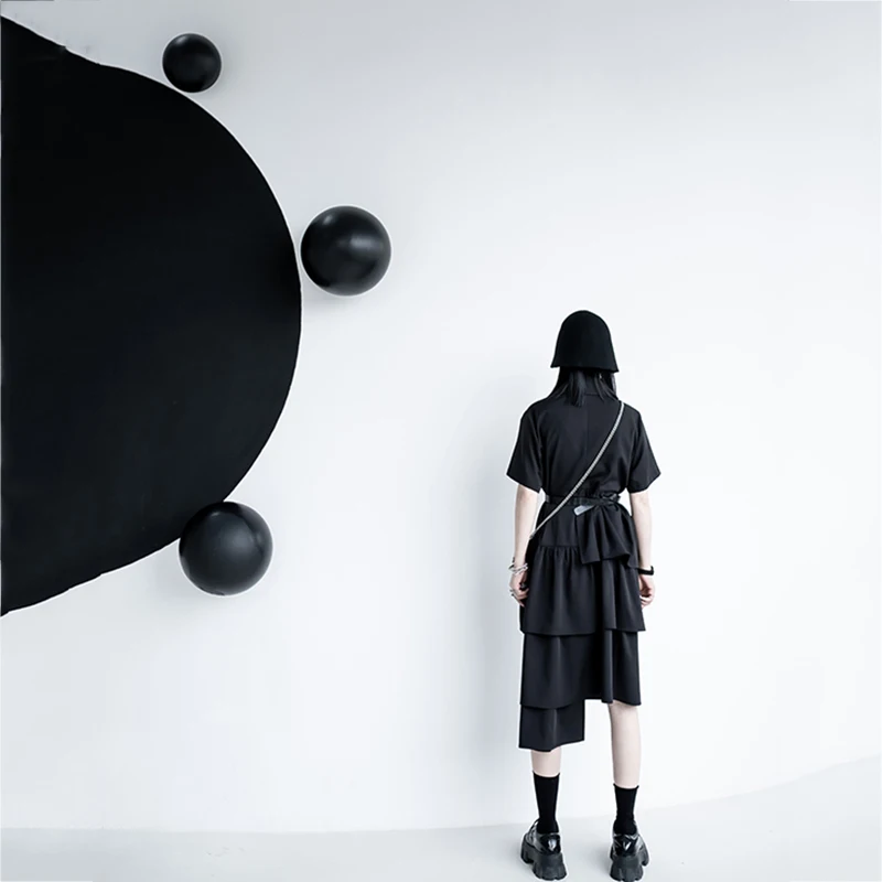 

[EAM] Women Black Spliced Print Ruffles Asymmetrical Dress New Lapel Short Sleeve Loose Fit Fashion Spring Summer 2021 1DD7959