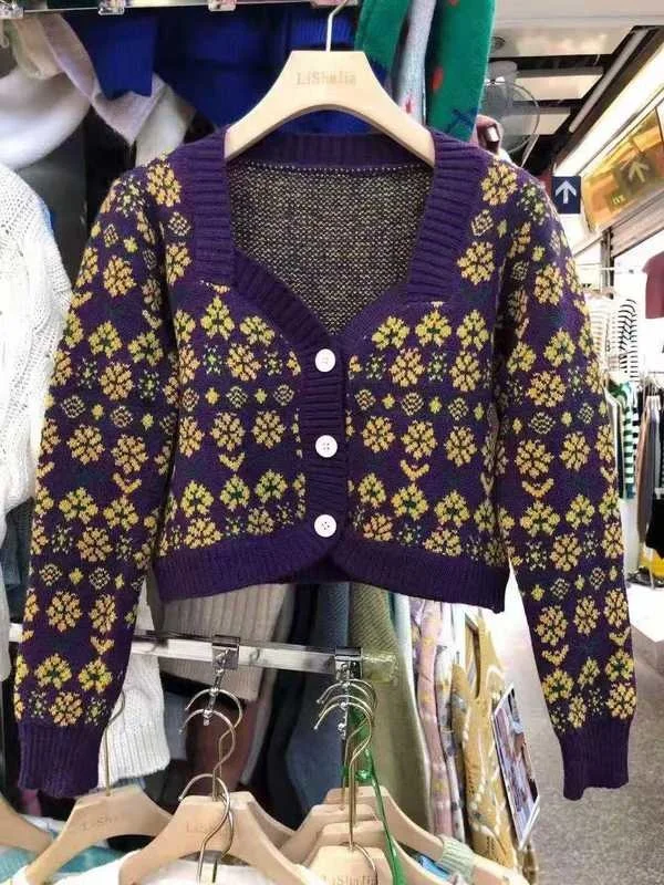 

Женский Осенний вязаный свитер с принтом в виде девушки