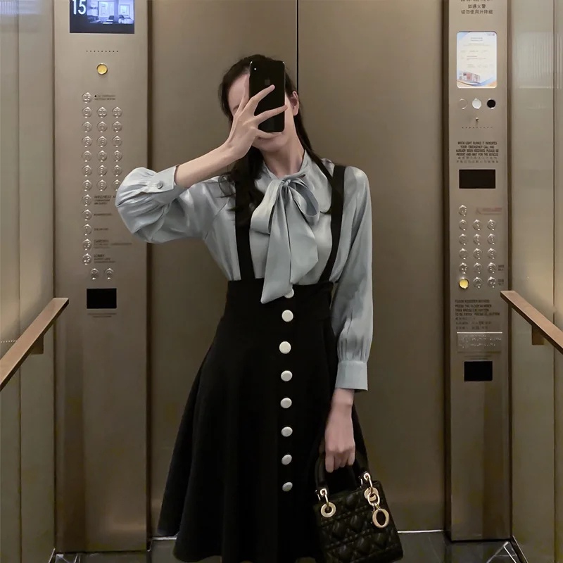 Женская Однотонная рубашка с рукавами-фонариками бантом и кисточками юбка на