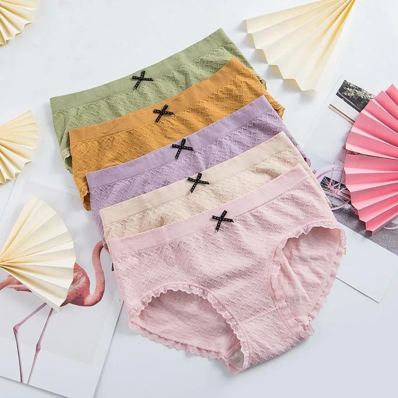 

Japanese Fashion Fresh Women Panties Mid-waist Sexy Seamless Breathable Briefs Lace Edge Ladies Cotton Trendy Girl Underpants