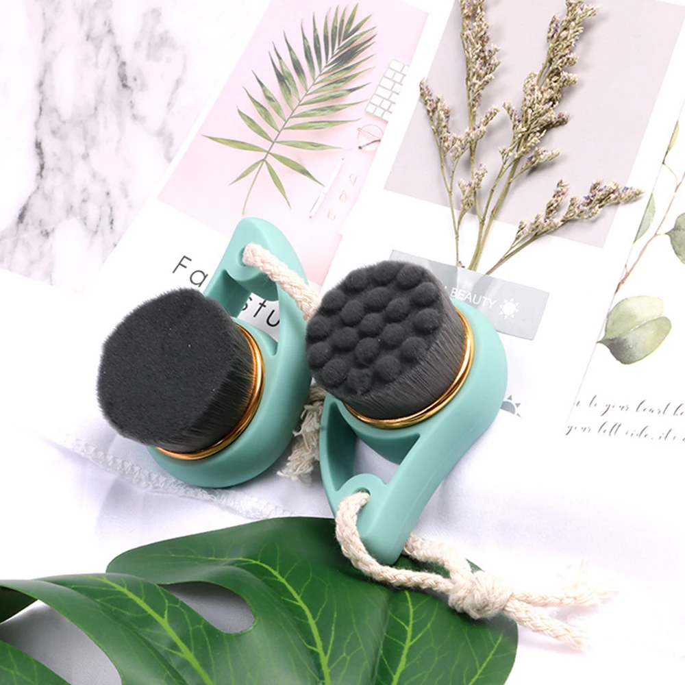 

1pc Face Cleaning Brush Comma-Shape Soft Bamboo Charcoal Blackhead Removal Clean Pore Exfoliator Washing Brush Portable