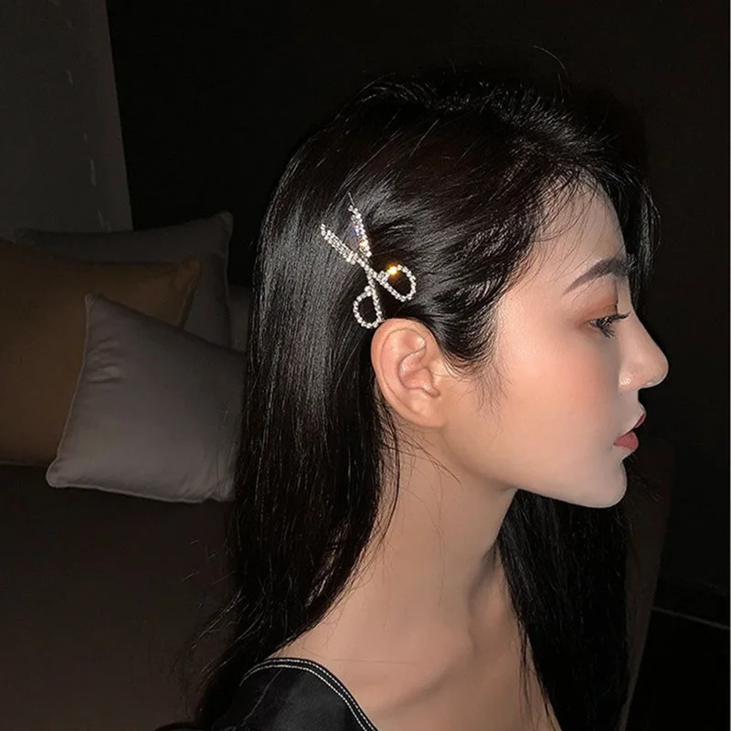 

New Women Elegant Crystal Scissors Shape Alloy Hairpins Sweet Headband Hair Ornament Clips Barrettes Fashion Hair Accessories
