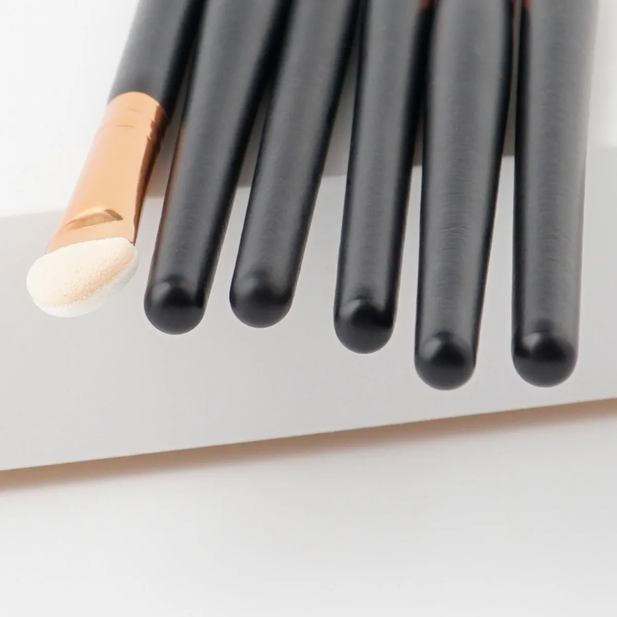

6PCS NEW Cosmetic Makeup Brush Set Powder Lip Eyeshadow Beauty Cosmestic Blending Beauty Brush Tool Foundation Maquiagem