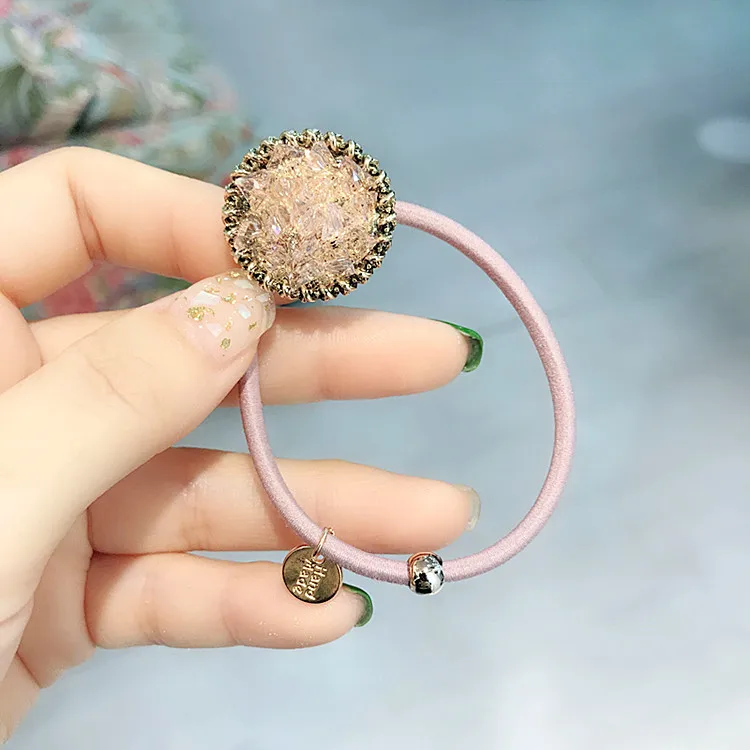 В Корейском стиле Sweet Girl простые Цвет shinycrystal головные уборы c шариком эластичная повязка на голову для девочек; мини-юбка для Модные женский Хвостик Держатель женские аксессуары для волос - Цвет: Pink