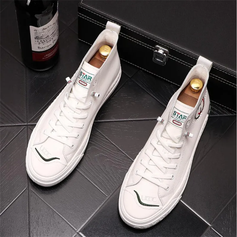 

2021 Men Fashion Ankle Martin Boots Male Rivets Casual Punk Shoes High Top Luxury Hip Hop Sneakers Chaussure Homme