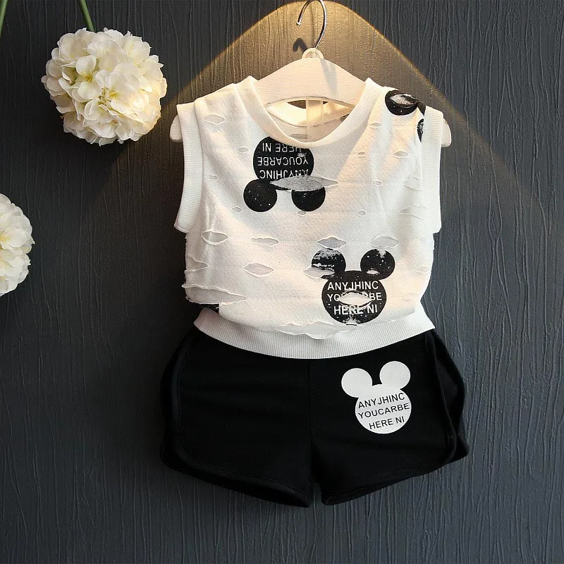 Повседневная одежда для девочек, летние комплекты одежды для маленьких мальчиков и девочек, футболка с принтом с героями мультфильмов, шорты, 2 предмета, одежда для детей 3-7 лет - Цвет: AZ341-black