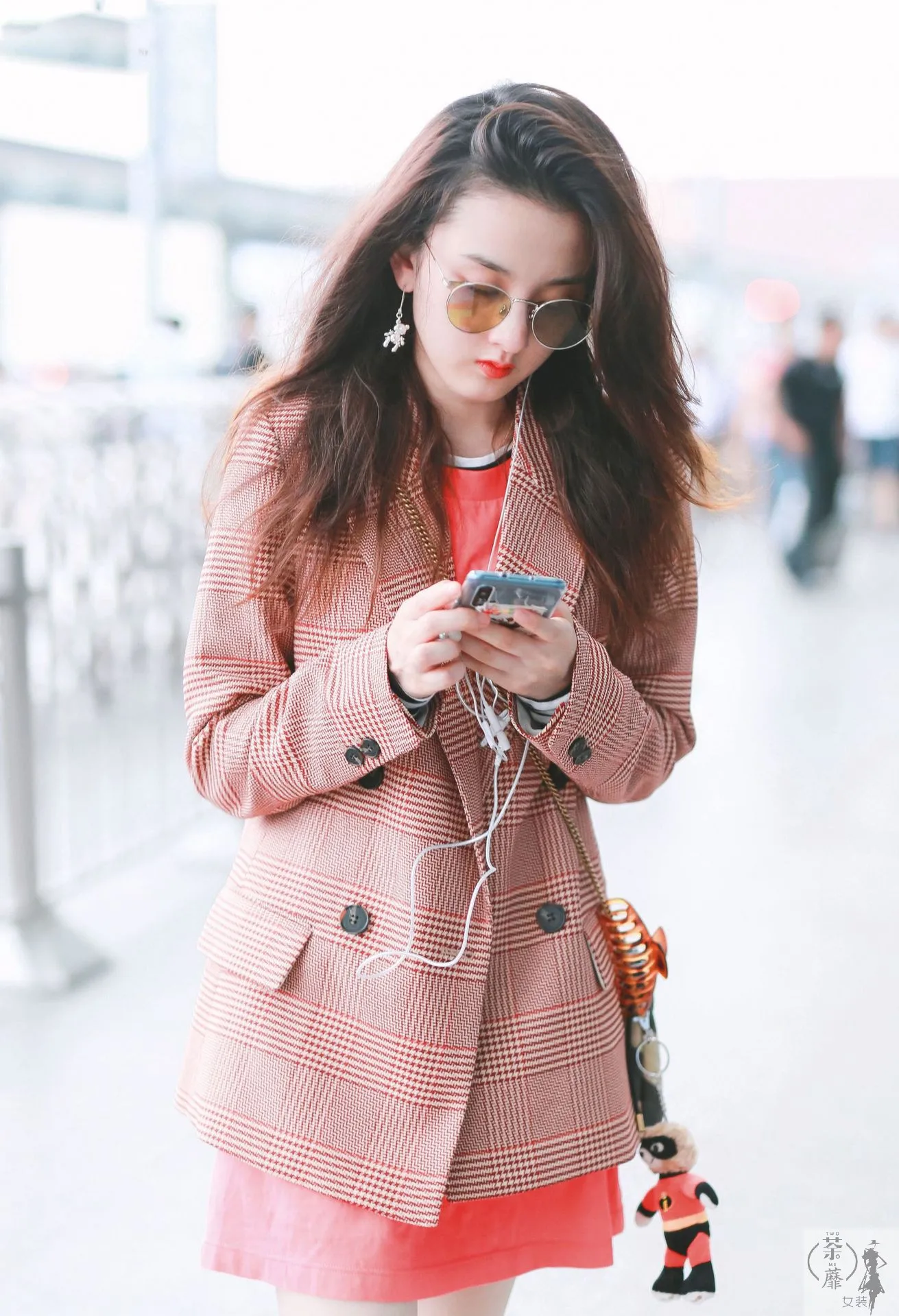 2019 осенний шикарный костюм новая звезда того же абзаца аэропорт розовый