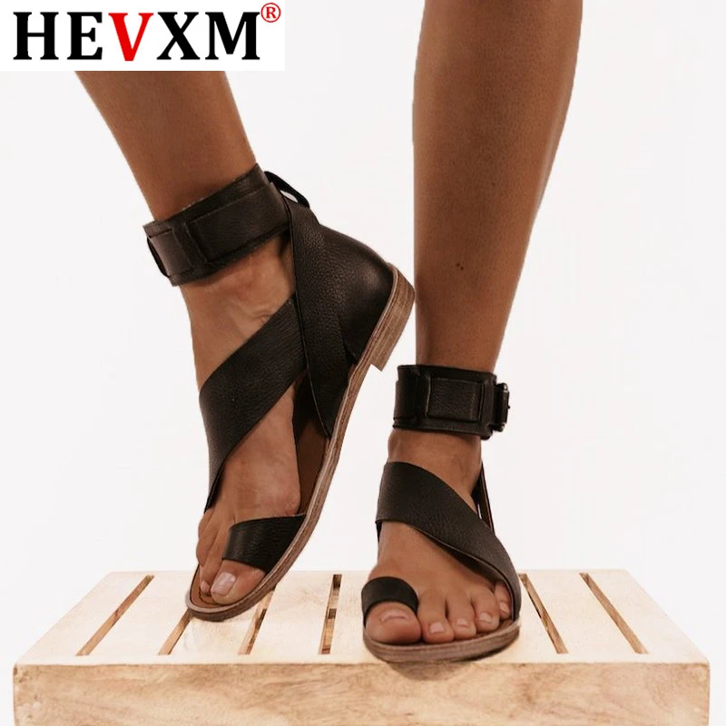 

Женские пляжные сандалии на плоской подошве, с пряжкой и ремешком