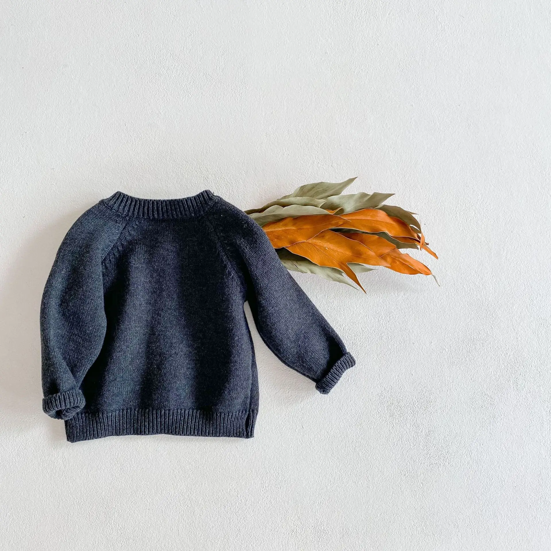 

New 2021 Spring Flower Embroidery Baby Girls Knitted Sweaters Toddlers Kids Cardigan Coats Cute Children Sweater Tops