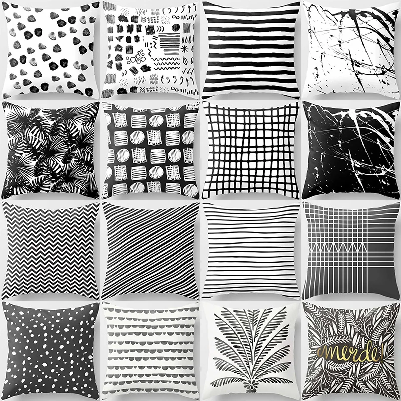 Красивая Черная белая серая подушка в художественном стиле с геометрическим