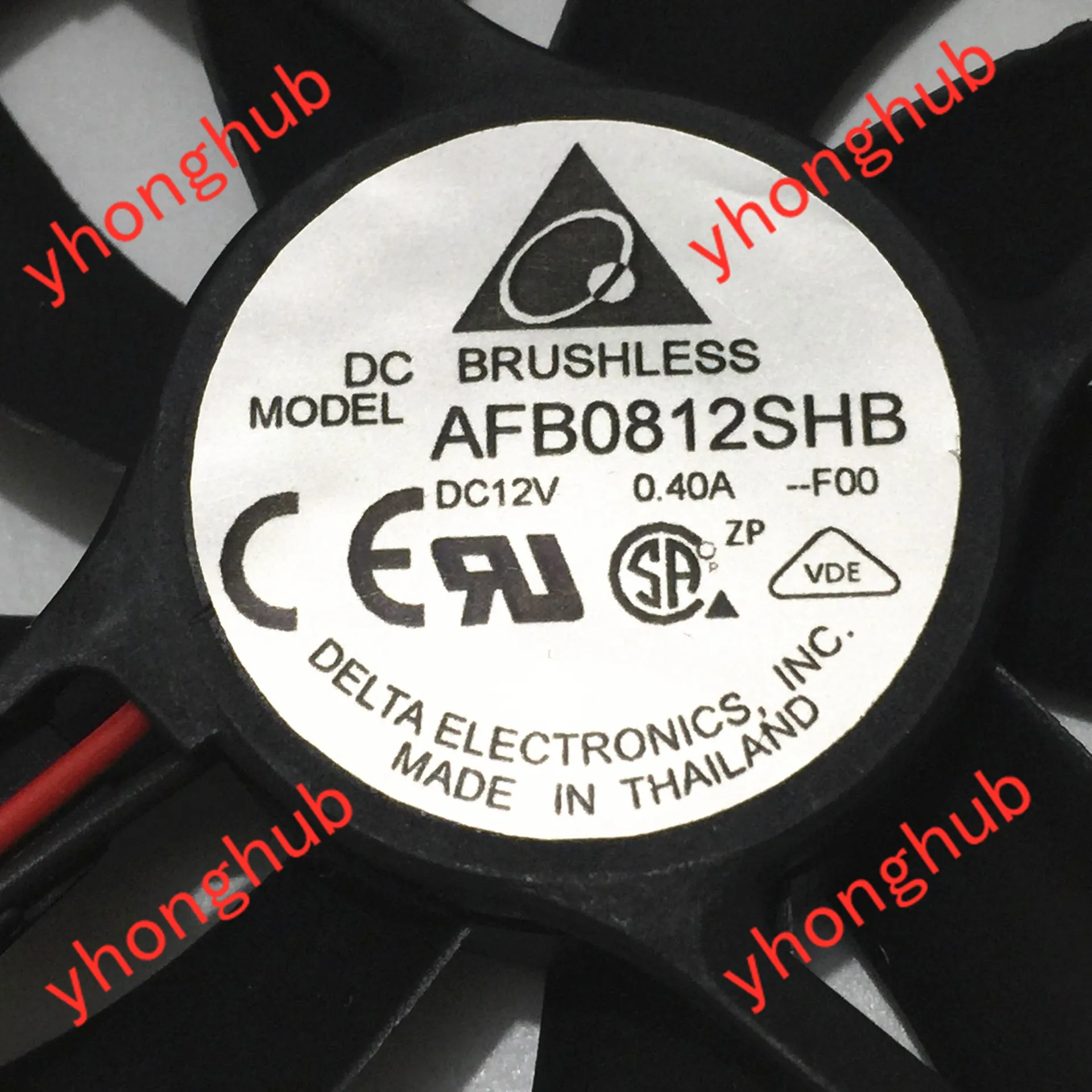 Вентилятор охлаждения сервера Detla Electronics AFB0812SHB DC 12 В 0 40 а 80x80x15 мм|square fan|server fan80x80x15mm