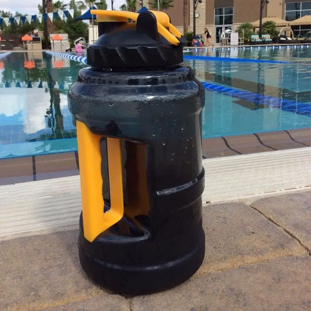 

2.5L спортивные портативные бутылки для воды Тренажерный зал прикрепляющийся к герметичной большой Ёмкость Фитнес чайник прогулок, занятий ...