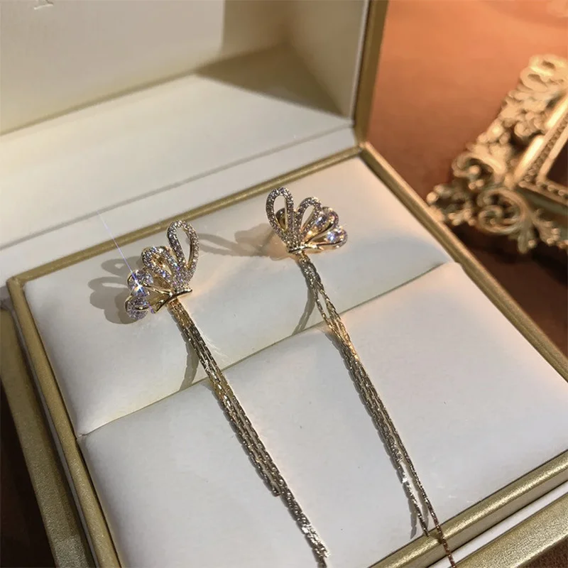 

ALLNEWME Fairy Full Spark Rhinestone Simulation Wings Pendant Earrings for Women Ladies Long Tassel Earrings Accessories Gifts