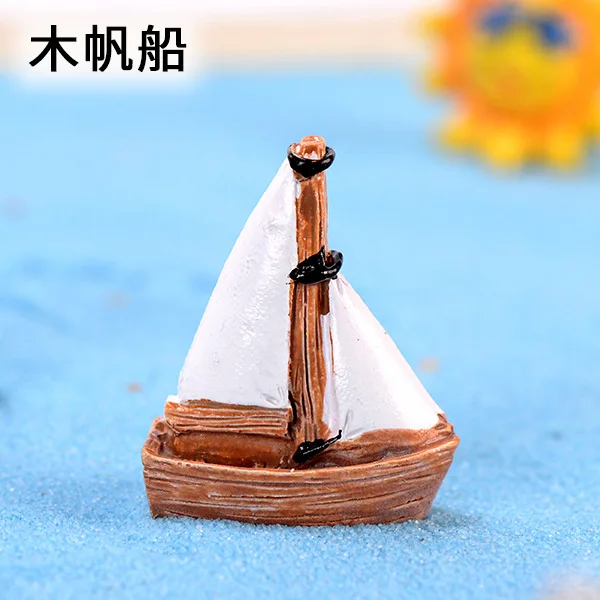 

Миниатюрная модель парусника из смолы