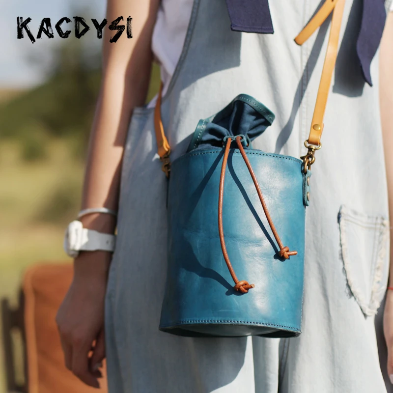 Женская сумка-мессенджер из натуральной воловьей кожи маленькая сумочка на