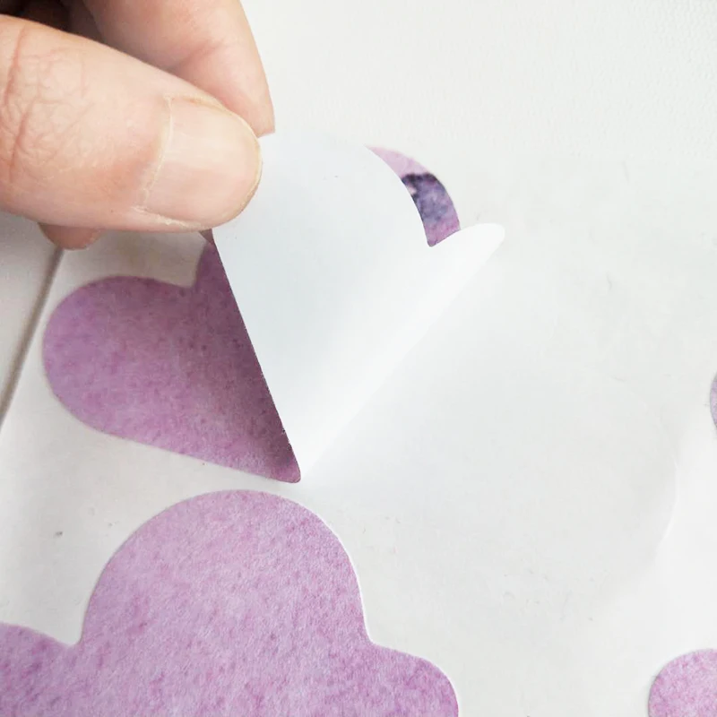 Наклейки на стену акварельные розовые облака для украшения детской комнаты 48