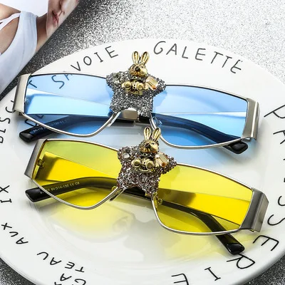 

New Fashion Sunglasses For Female Metal Diamond Sunglasses Personality Street Shooting Cat's Eye Europe And America 2021 Style