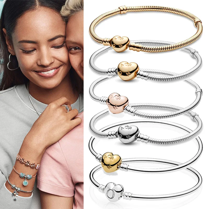 

The New 925 Silver Fashion Heart-shaped Buckle Snake Bone Pan Bracelet Is Suitable For Women's Fashion Classic Jewelry