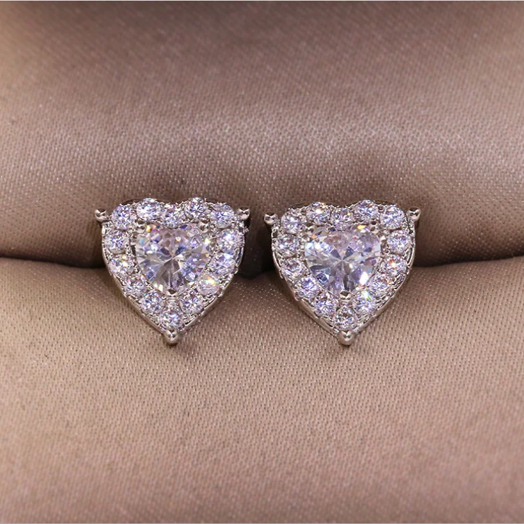 

Luxury Female White Crystal Small Earrings Charm Zircon Silver Color Wedding Earrings For Women Cute Love Heart Stud Earrings