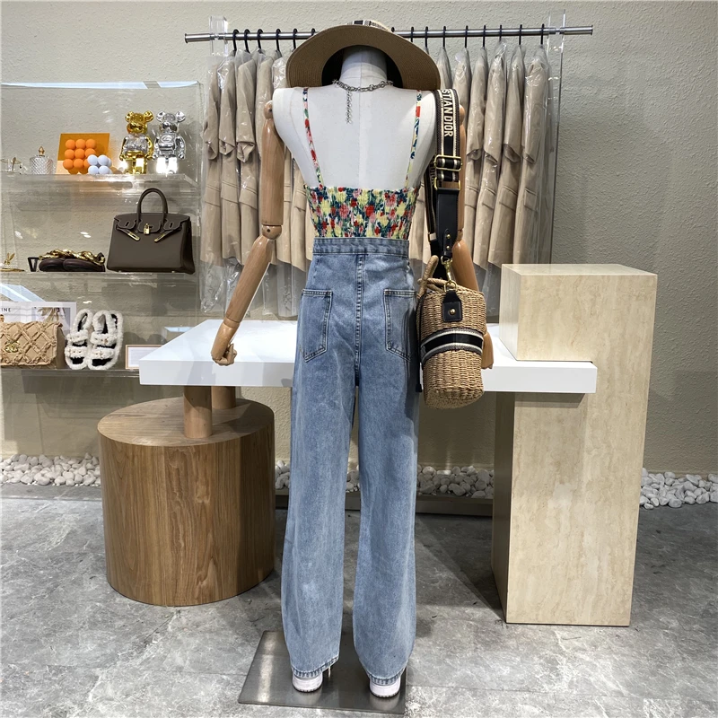 

Vertical Stripe Buckle Women Jeans Adjustable High Waist Wide Leg Denim Jeans Ins Female Retro Casual Straight Holed Denim Pants