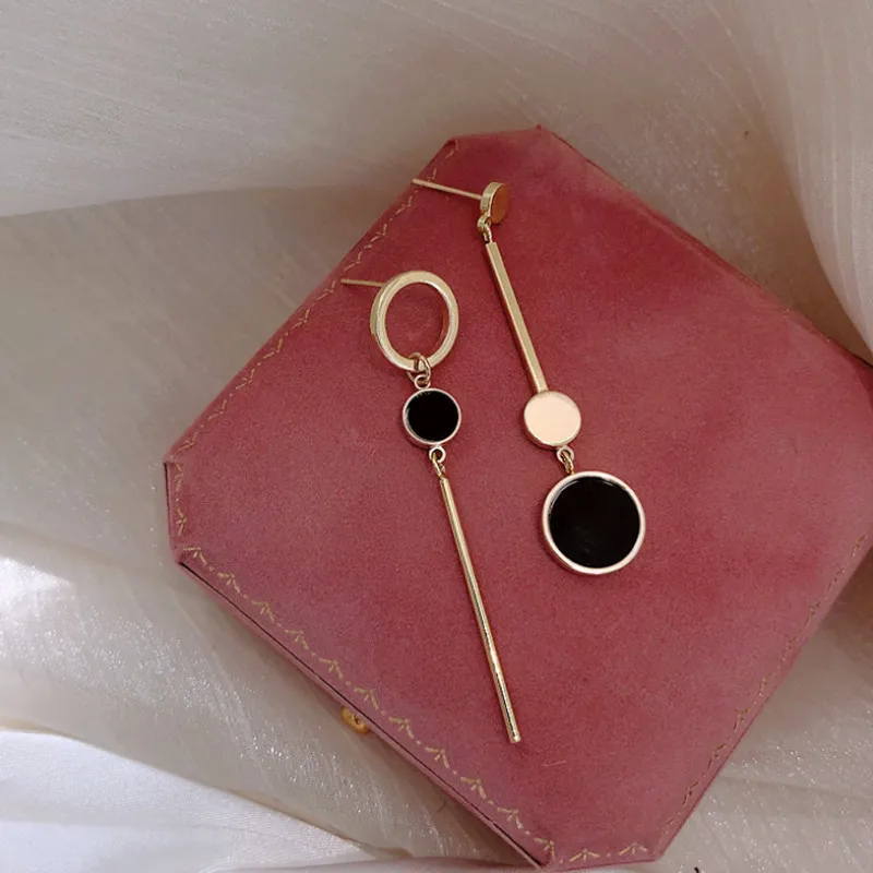 

Personality Earring for Women Geometric Asymmetrical Earrings Jewelry 2021