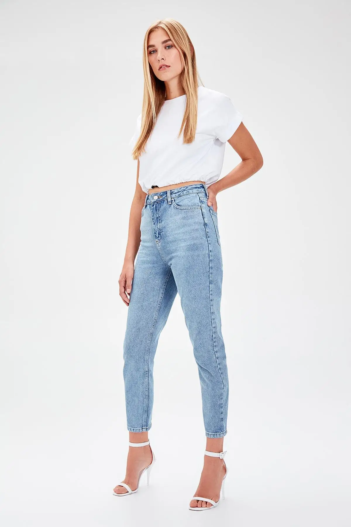 Trendyol джинсы цвета индиго с эффектом потертости и высокой полноты TWOAW20JE0039| |