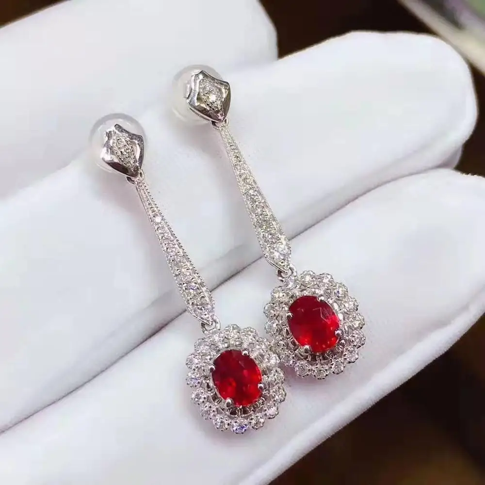 

Серьги женские из серебра 925 пробы с рубином