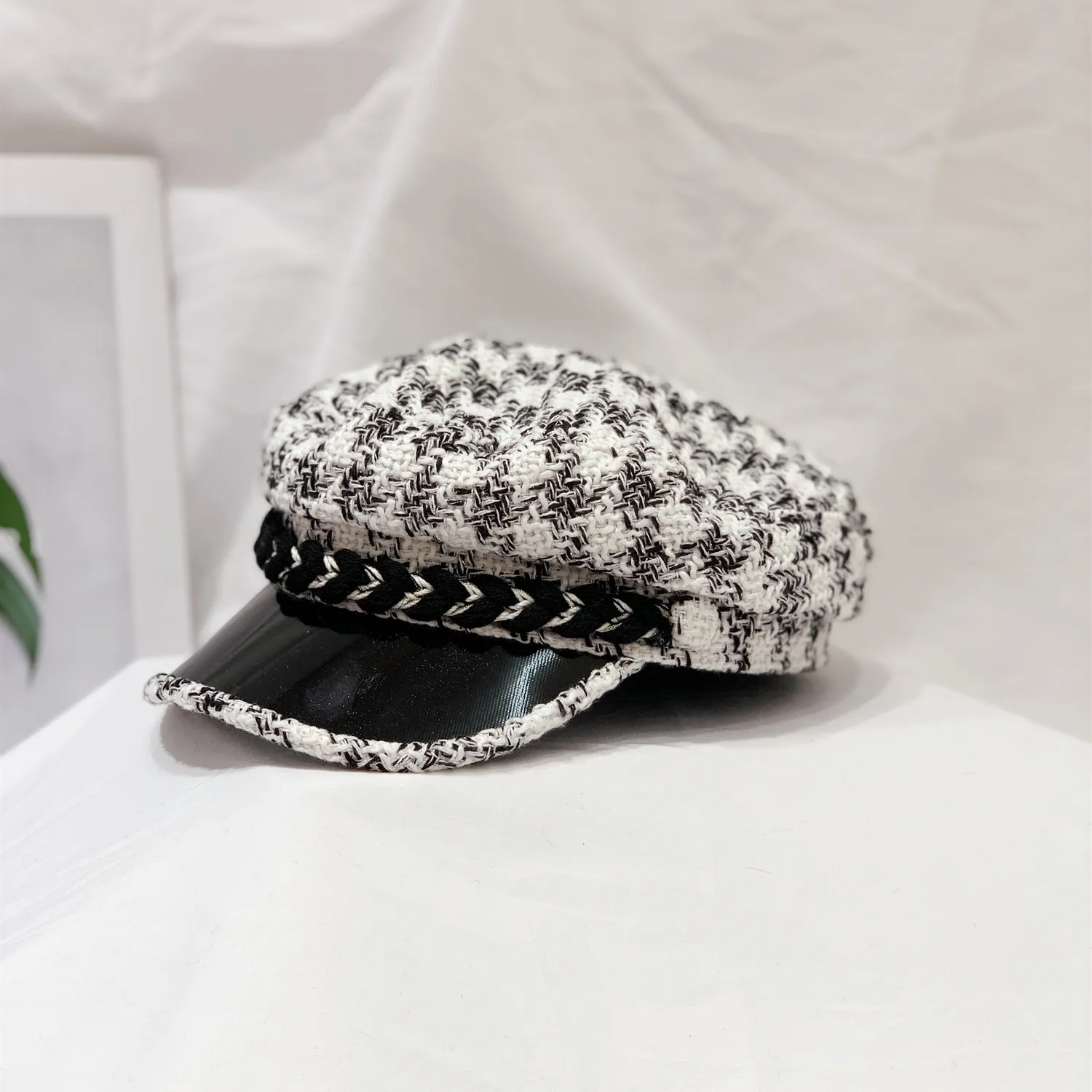 Детская шапка для женщин новинка 2019 берет с маленьким запахом модная большим