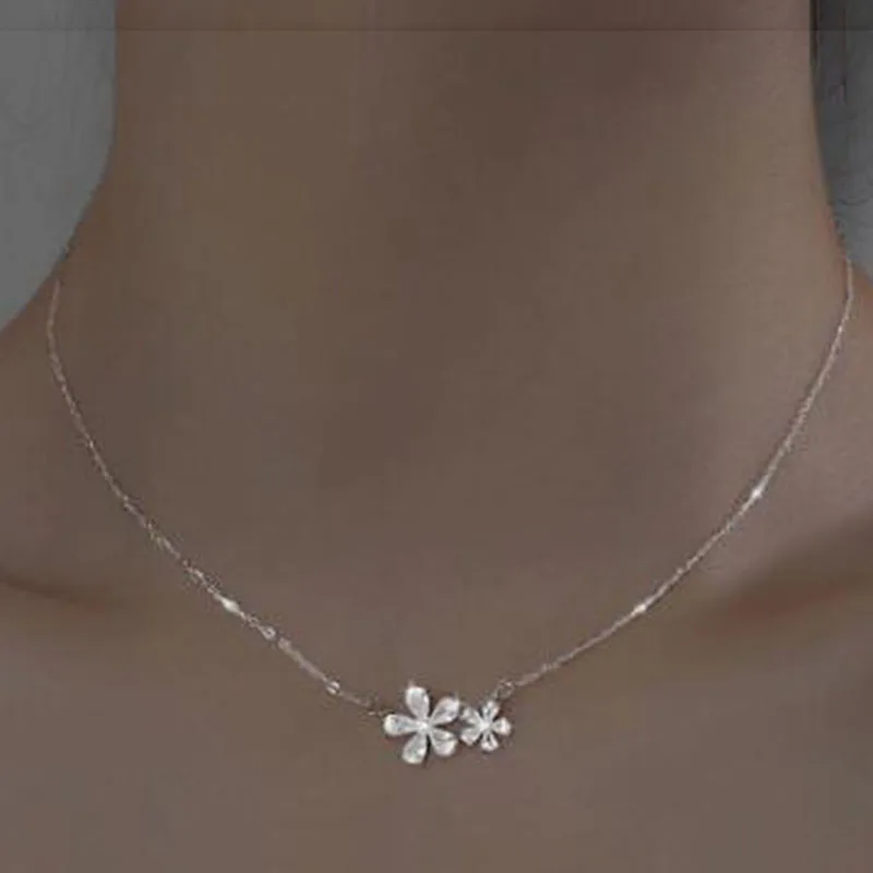 

Crystal Flower Charm Pendant Choker Necklace For Girl Women Statement Wedding Party Jewelry New
