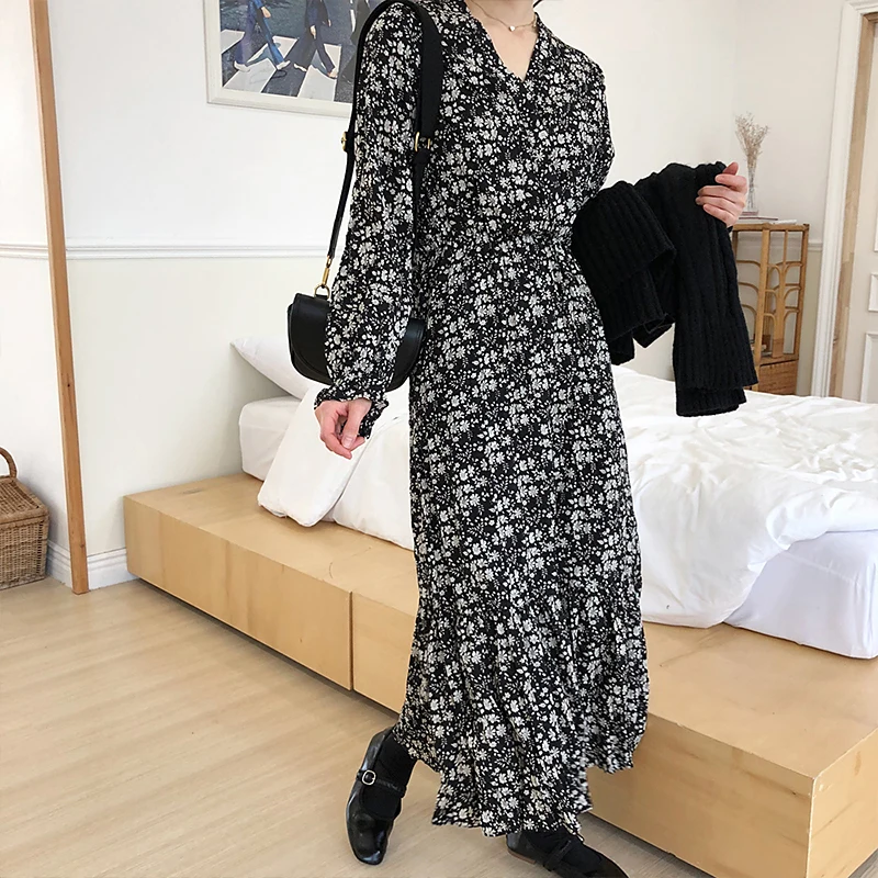 Женское платье с принтом Mozuleva свободное винтажное ТРАПЕЦИЕВИДНОЕ ПЛАТЬЕ в