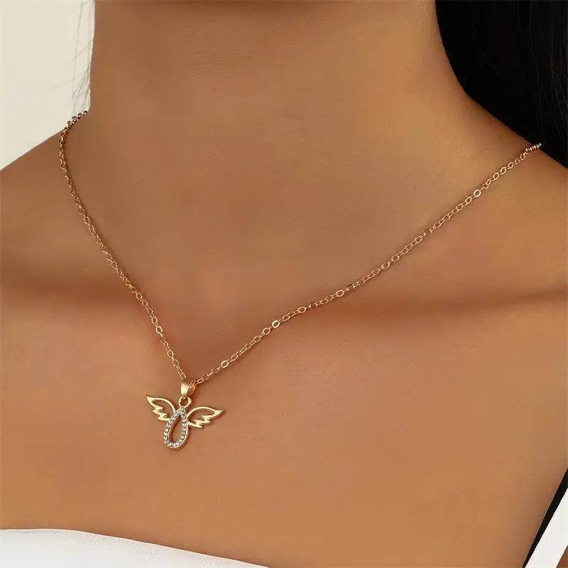 

Creative Inlaid Zircon Hollow Water Drop Angel Wing Pendant Necklace Cute Girl Accessories Simple Temperament Jewelry