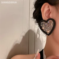 vintage exaggerated irregular glass black heart shaped earrings fashion gifts for womens luxury parties with unusual earrings