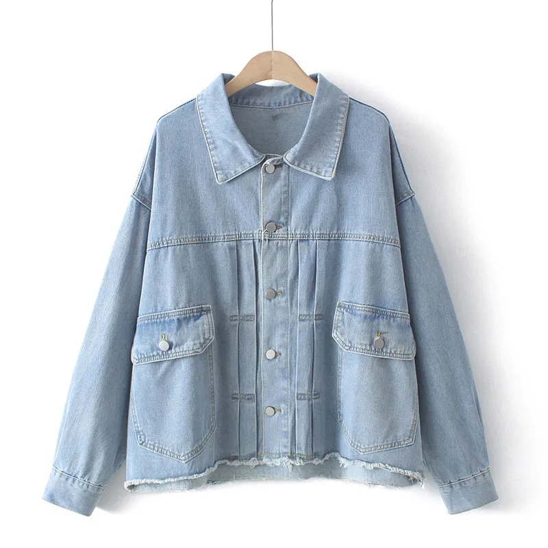 

Джинсовая куртка больших размеров для женщин XL-5XL с отворотом и пуговицами и украшением для карманов Модное свободное пальто большого разме...