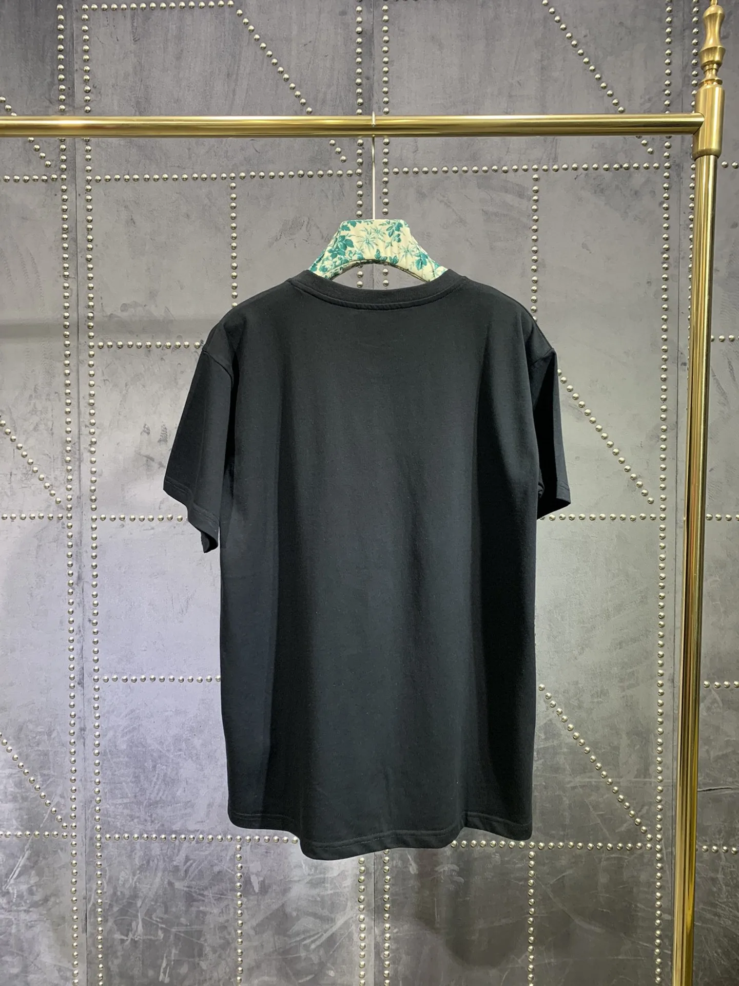 

T-shirt Cotton Summer tee Letter Print Leisure Fashion Classic Brand Luxury Design women men new year cattle cow T-shirt G1