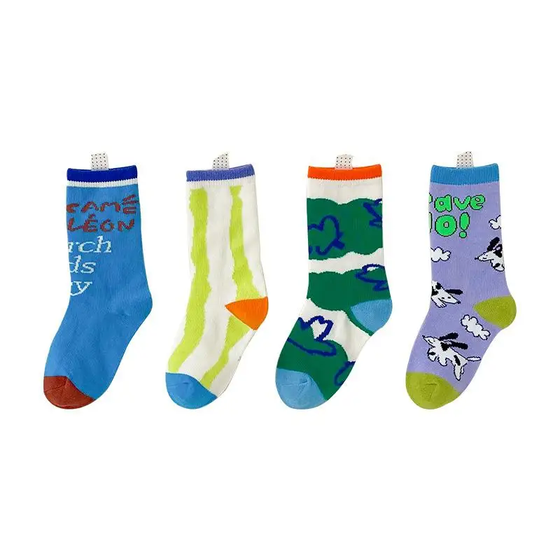 

4 Pairs/lot Kids Cartoon Animal Socks 1-8T Students Middle Tube Cotton Socks Girls Boys Children Multiple Styles Sock 2021