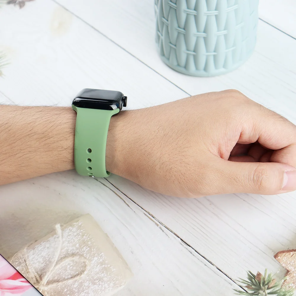 Soft Silicone Band for Apple Watch Series 5 4 3 2 6 SE 38MM 42MM Rubber Watchband Strap for iWatch 4/5 40MM 44MM